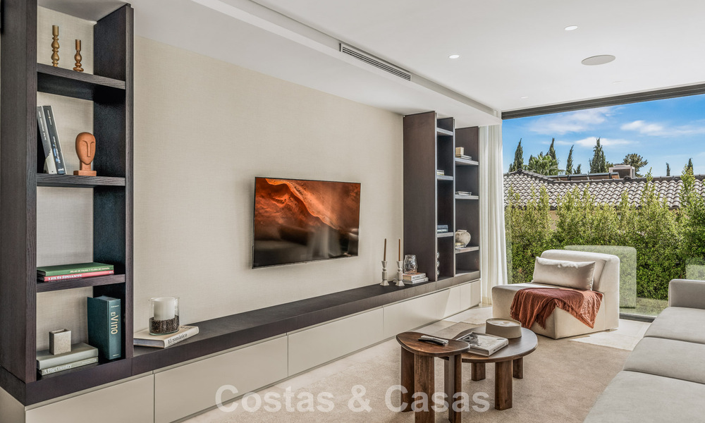 5-bedroom contemporary villa for sale frontline golf in Nueva Andalucía, Marbella 806820