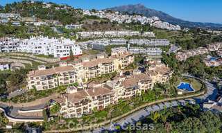 Bright corner penthouse with 360° views in Los Arqueros Golf Resort, Marbella - Benahavís 806862 
