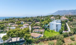 Contemporary renovated luxury penthouse for sale within walking distance of the beach in Los Monteros, East Marbella 806555 