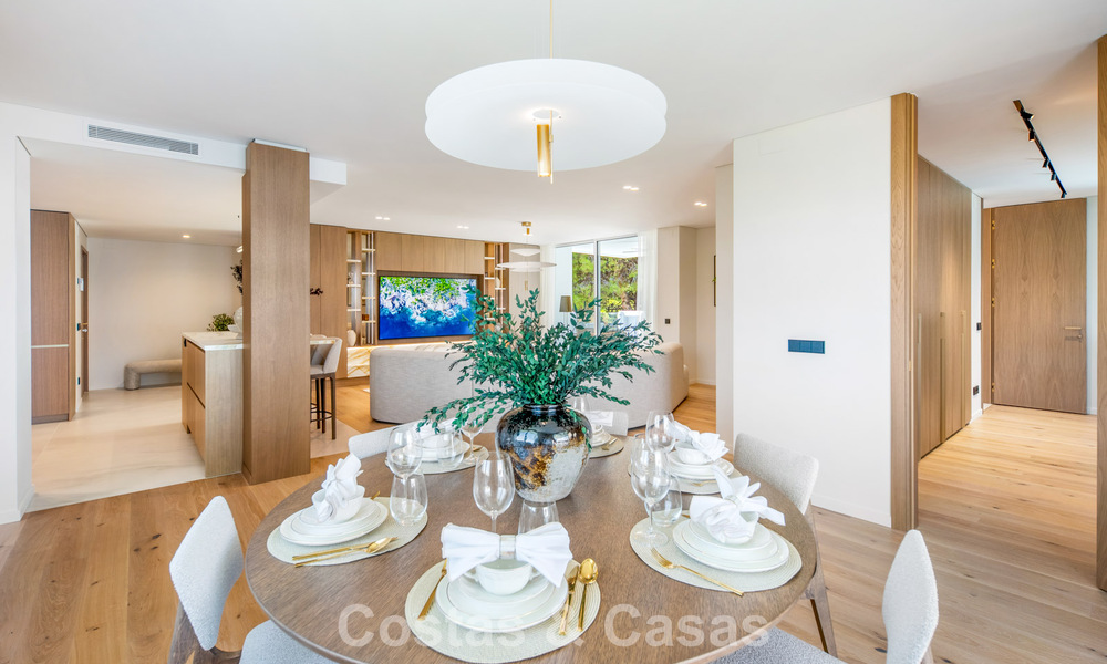 Contemporary renovated luxury penthouse for sale within walking distance of the beach in Los Monteros, East Marbella 806573