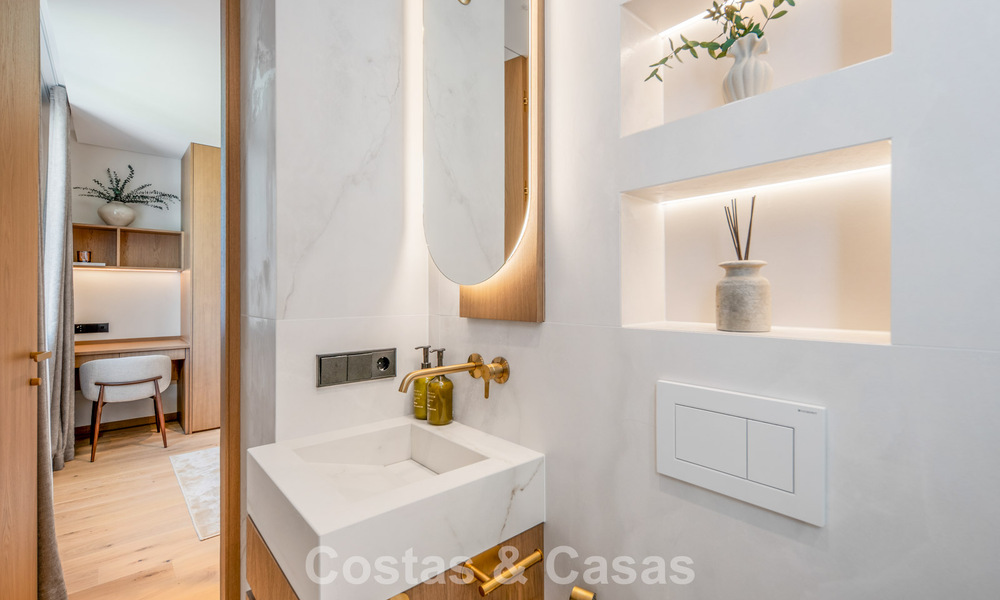 Contemporary renovated luxury penthouse for sale within walking distance of the beach in Los Monteros, East Marbella 806590