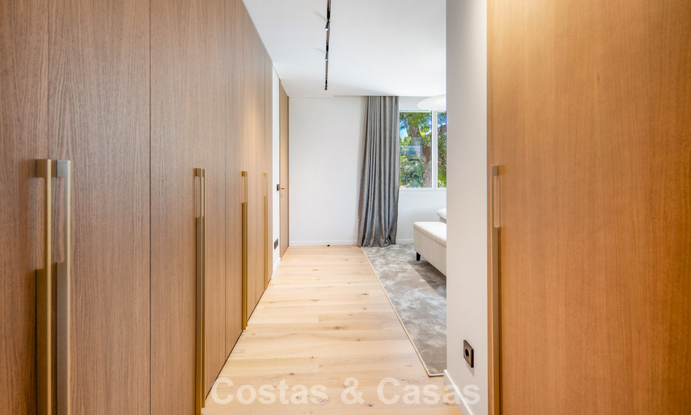 Contemporary renovated luxury penthouse for sale within walking distance of the beach in Los Monteros, East Marbella 806591