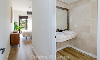 Move-in ready townhouses with mediterranean architecture for sale directly on the golf course in Estepona 806920 