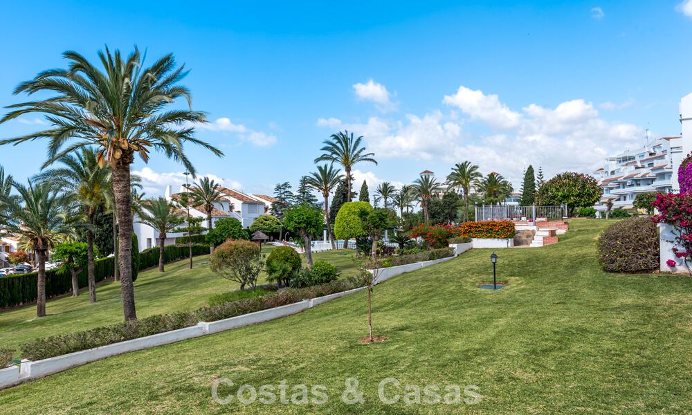 Apartments for sale in Malambo at walking distance to Puerto Banus in Nueva Andalucia, Marbella 806542