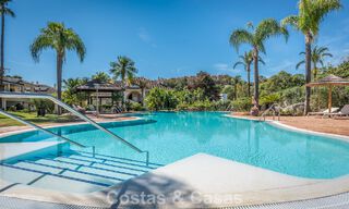 Contemporary renovated, luxury duplex penthouse with large terraces for sale in the heart of Nueva Andalucía’s Golf Valley, Marbella 807004 