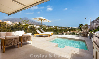 Stylishly renovated corner apartment with panoramic views for sale in Nueva Andalucía, Marbella 807092 