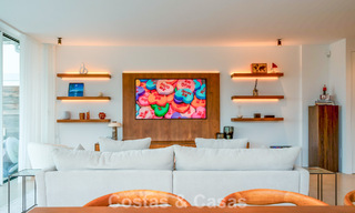 Stylishly renovated corner apartment with panoramic views for sale in Nueva Andalucía, Marbella 807100 