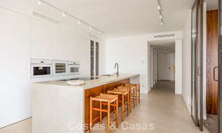 Stylishly renovated corner apartment with panoramic views for sale in Nueva Andalucía, Marbella 807124 