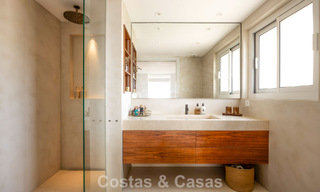 Stylishly renovated corner apartment with panoramic views for sale in Nueva Andalucía, Marbella 807128 