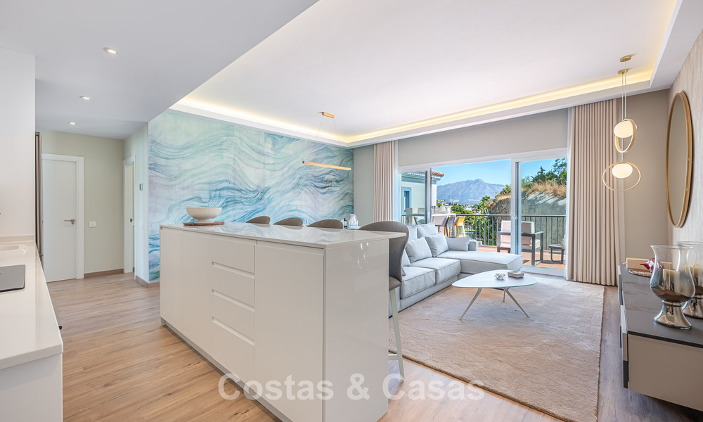 Contemporary, luxury, duplex penthouse for sale in a mediterranean-style resort complex in El Paraiso, Marbella - Benahavís 807338