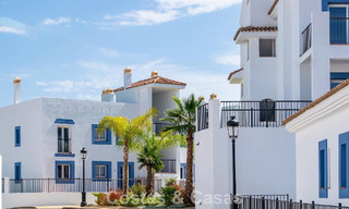Contemporary, luxury, duplex penthouse for sale in a mediterranean-style resort complex in El Paraiso, Marbella - Benahavís 807377 