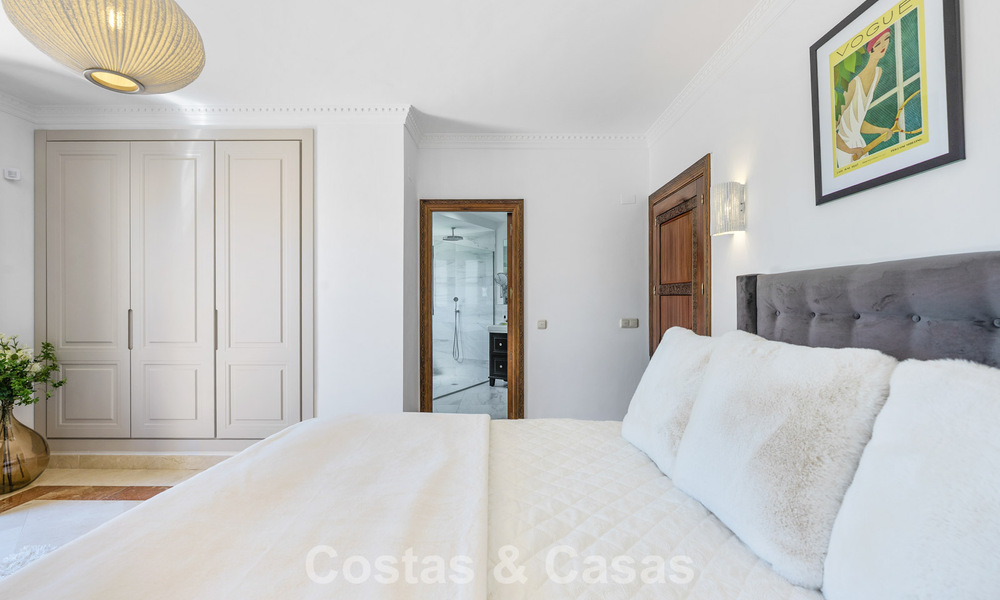 Charming, spacious mediterranean family villa for sale on the New Golden Mile between Marbella and Estepona 807248
