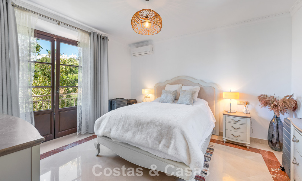Charming, spacious mediterranean family villa for sale on the New Golden Mile between Marbella and Estepona 807258
