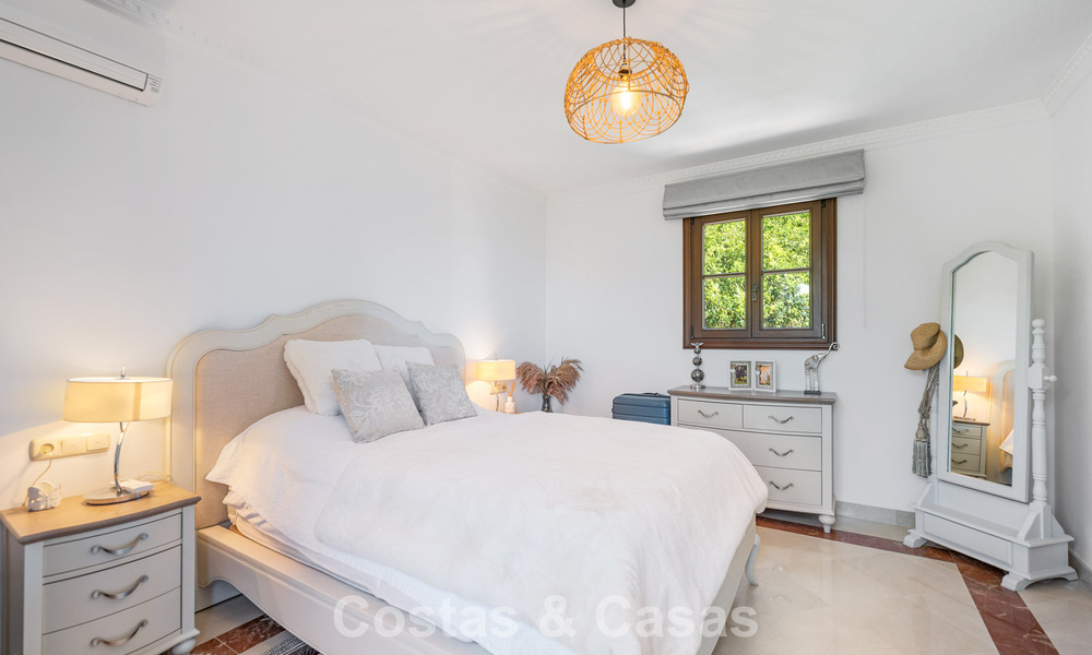 Charming, spacious mediterranean family villa for sale on the New Golden Mile between Marbella and Estepona 807260