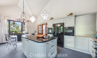 Charming, spacious mediterranean family villa for sale on the New Golden Mile between Marbella and Estepona 807279 