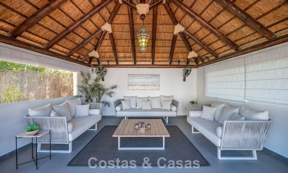 Charming, spacious mediterranean family villa for sale on the New Golden Mile between Marbella and Estepona 807293