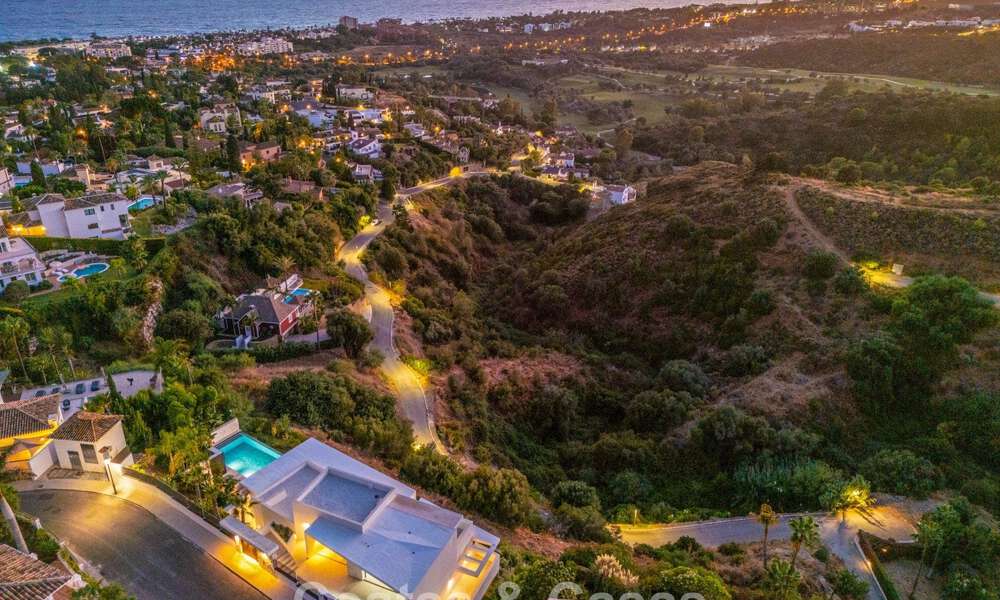Brand-new, ultra-modern luxury villa with panoramic sea views for Sale in East Marbella 807472