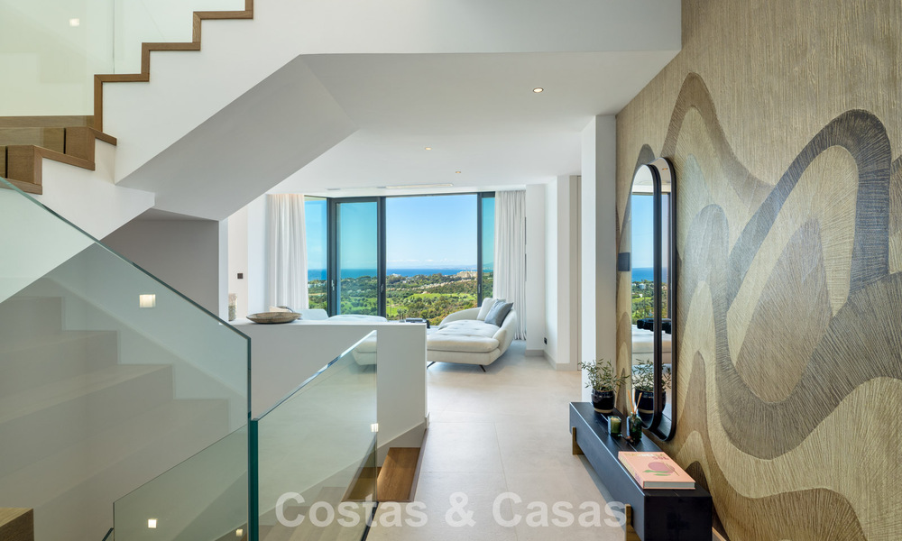 Brand-new, ultra-modern luxury villa with panoramic sea views for Sale in East Marbella 807478