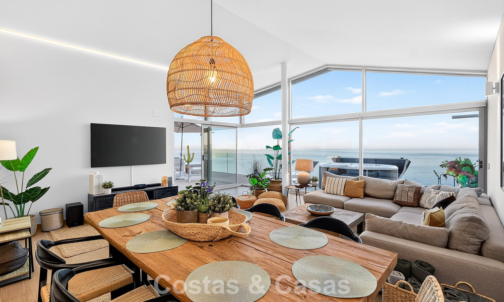 Exclusive corner penthouse with panoramic sea views for sale in El Higueron Resort, Benalmádena, Costa del Sol 807396