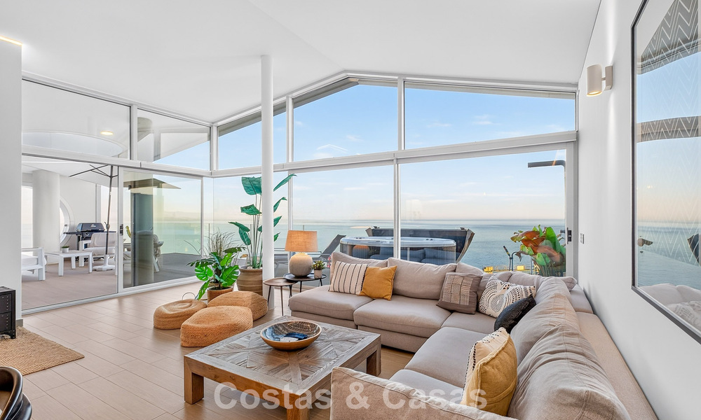 Exclusive corner penthouse with panoramic sea views for sale in El Higueron Resort, Benalmádena, Costa del Sol 807397