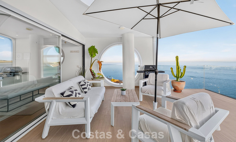 Exclusive corner penthouse with panoramic sea views for sale in El Higueron Resort, Benalmádena, Costa del Sol 807399
