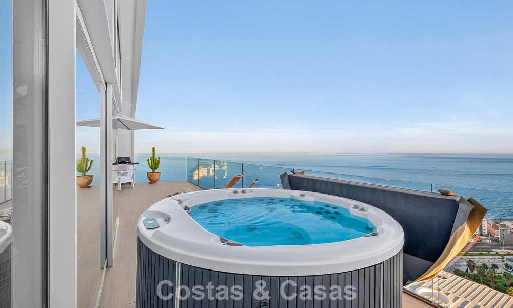 Exclusive corner penthouse with panoramic sea views for sale in El Higueron Resort, Benalmádena, Costa del Sol 807405
