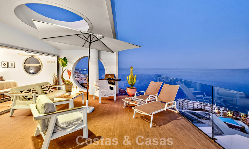 Exclusive corner penthouse with panoramic sea views for sale in El Higueron Resort, Benalmádena, Costa del Sol 807428