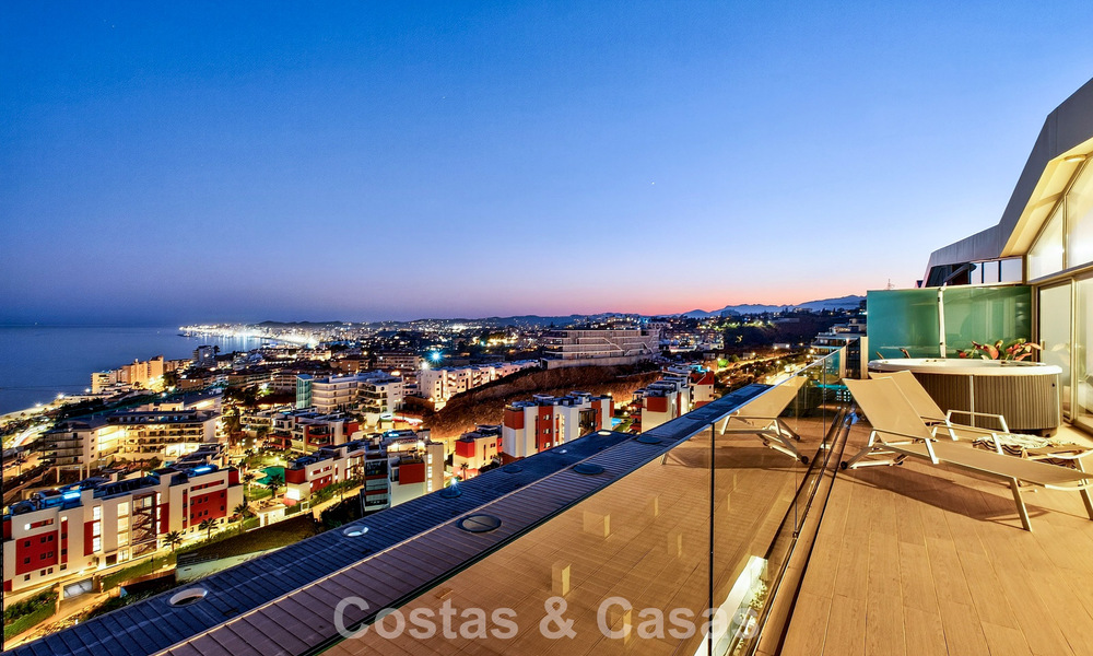 Exclusive corner penthouse with panoramic sea views for sale in El Higueron Resort, Benalmádena, Costa del Sol 807434