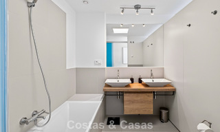 Stylish, top-floor, corner apartment with breathtaking sea views for sale in El Higuerón, Fuengirola, Costa del Sol 807531 