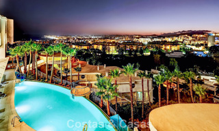 Stylish, top-floor, corner apartment with breathtaking sea views for sale in El Higuerón, Fuengirola, Costa del Sol 807533 
