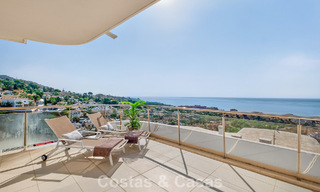 Stylish, top-floor, corner apartment with breathtaking sea views for sale in El Higuerón, Fuengirola, Costa del Sol 807555 