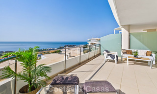 Stylish, top-floor, corner apartment with breathtaking sea views for sale in El Higuerón, Fuengirola, Costa del Sol 807556 