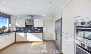 Mediterranean villa with superb golf and sea views for sale in Los Arqueros, Marbella - Benahavís 807767 