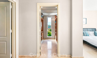 Stunning penthouse with renovation potential for sale with golf and sea views in La Quinta, Marbella - Benahavís 807680 