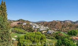 Stunning penthouse with renovation potential for sale with golf and sea views in La Quinta, Marbella - Benahavís 807692 