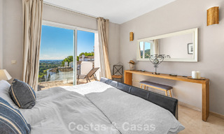 Stunning penthouse with renovation potential for sale with golf and sea views in La Quinta, Marbella - Benahavís 807698 