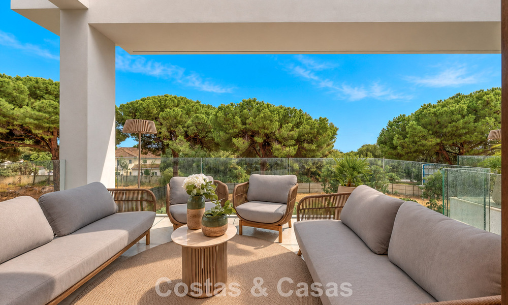 Exclusive modern new-build villa with panoramic views for sale on Marbella’s renowned Golden Mile 807783