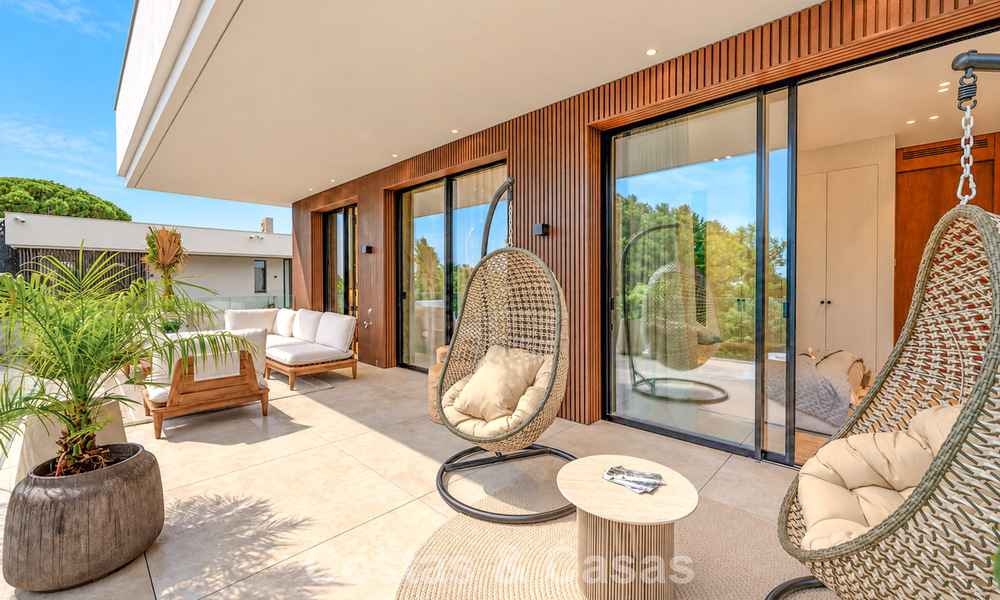 Exclusive modern new-build villa with panoramic views for sale on Marbella’s renowned Golden Mile 807802