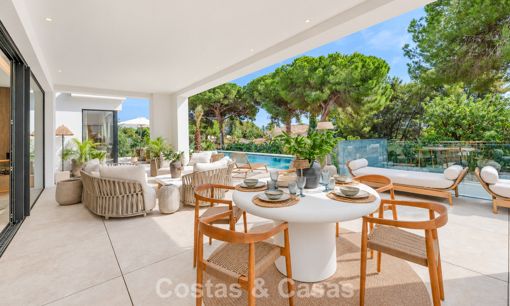 Exclusive modern new-build villa with panoramic views for sale on Marbella’s renowned Golden Mile 807852