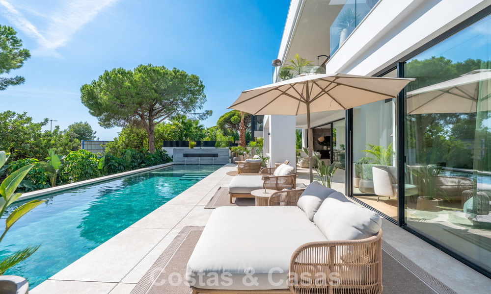 Exclusive modern new-build villa with panoramic views for sale on Marbella’s renowned Golden Mile 807857