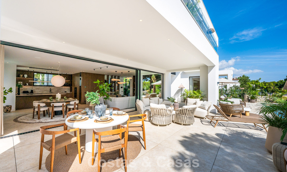 Exclusive modern new-build villa with panoramic views for sale on Marbella’s renowned Golden Mile 807863