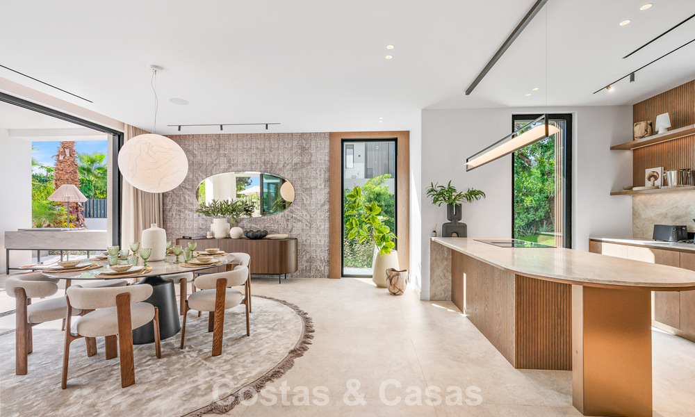 Exclusive modern new-build villa with panoramic views for sale on Marbella’s renowned Golden Mile 807894