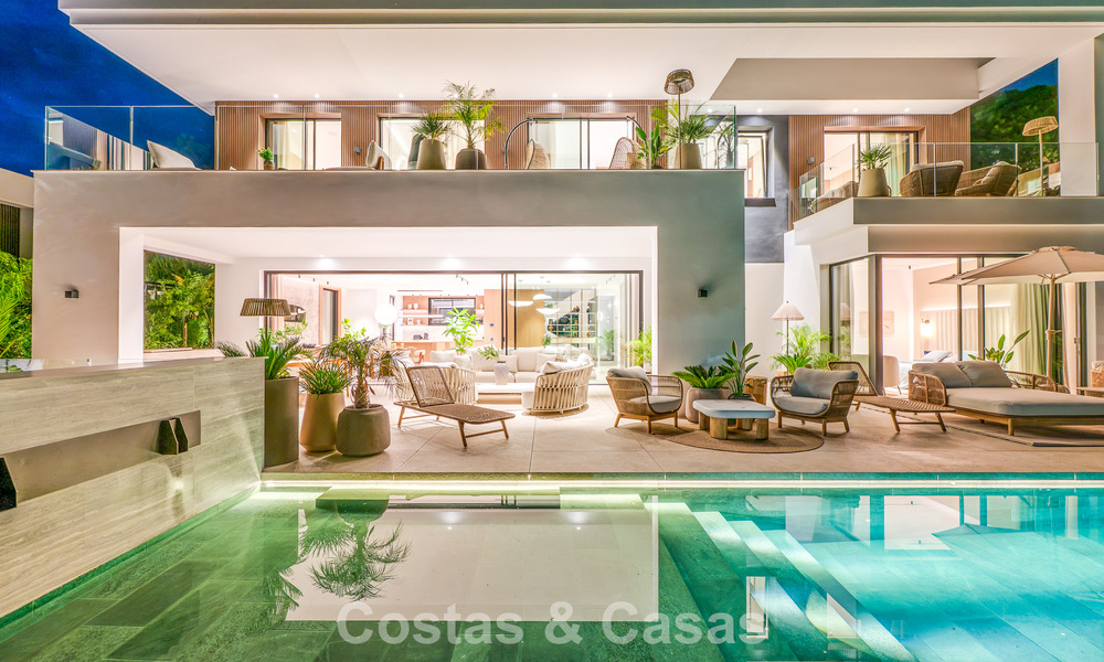 Exclusive modern new-build villa with panoramic views for sale on Marbella’s renowned Golden Mile 807932