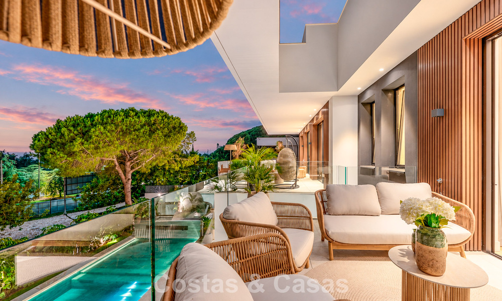 Exclusive modern new-build villa with panoramic views for sale on Marbella’s renowned Golden Mile 807945
