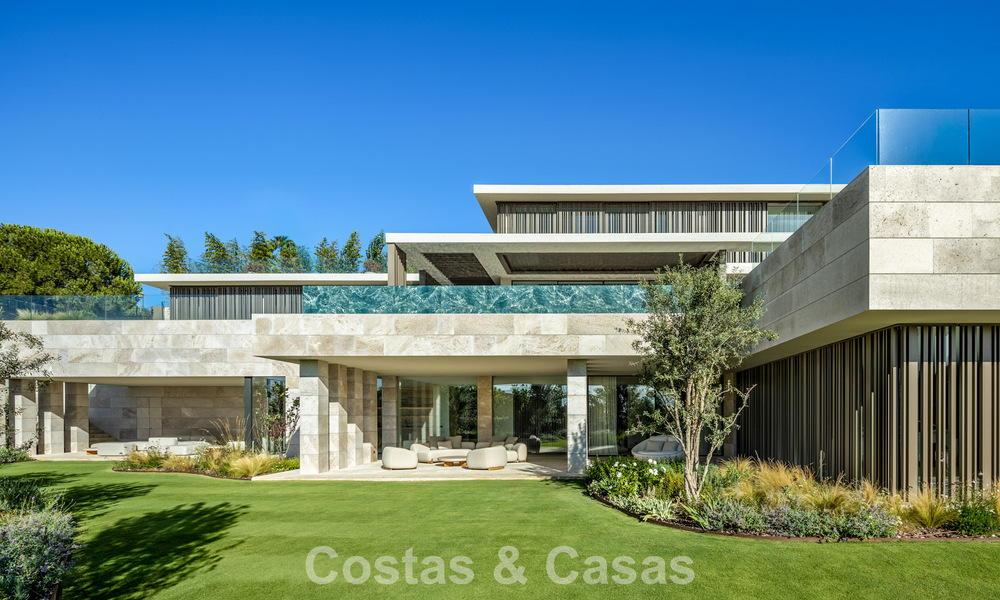 Cutting-edge new-build villa for sale with spectacular panoramic views in La Reserva Club, Sotogrande, Costa del Sol 807897