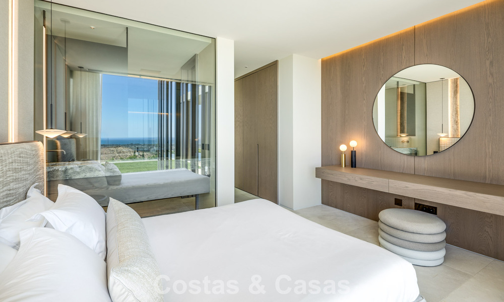 Cutting-edge new-build villa for sale with spectacular panoramic views in La Reserva Club, Sotogrande, Costa del Sol 807904