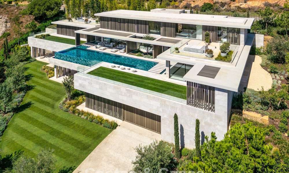 Cutting-edge new-build villa for sale with spectacular panoramic views in La Reserva Club, Sotogrande, Costa del Sol 807909