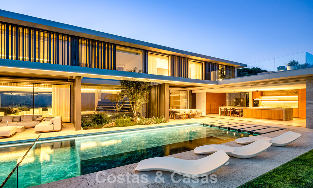 Cutting-edge new-build villa for sale with spectacular panoramic views in La Reserva Club, Sotogrande, Costa del Sol 807913