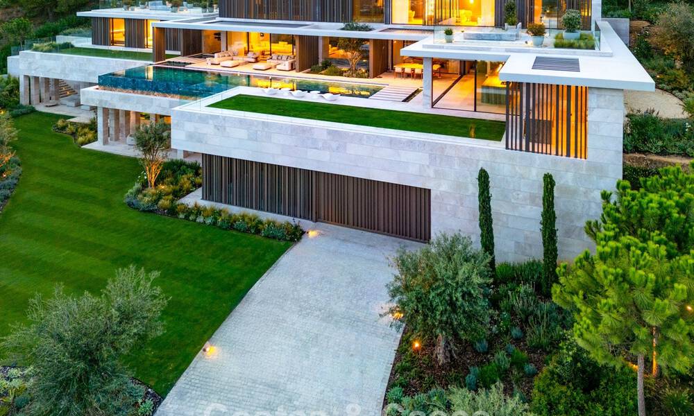 Cutting-edge new-build villa for sale with spectacular panoramic views in La Reserva Club, Sotogrande, Costa del Sol 807914