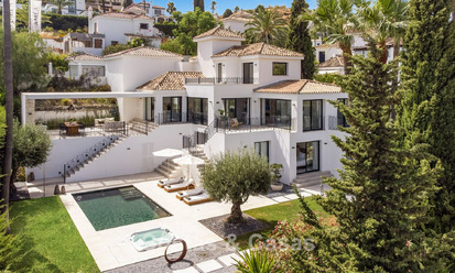 Modernised villa with contemporary mediterranean architecture for sale in Nueva Andalucía’s Golf Valley, Marbella 807964